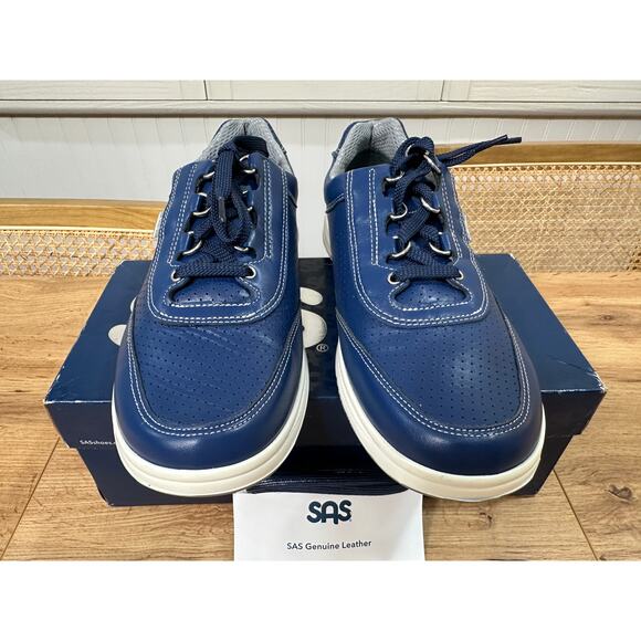 SAS Women's Sporty Lux Lace Up Sneaker Blue Perf Leather Size 10 Wide NIB Comfy - Picture 5 of 14